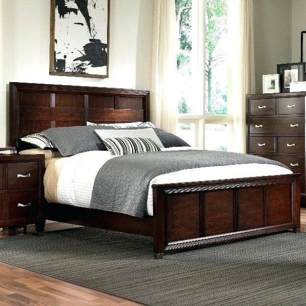 Broyhill New Vintage 4808 Queen Framed Panel Bed