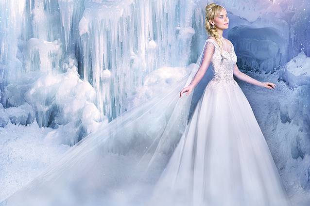 Alfred Angelo Style 251: Frozen and Elsa inspired wedding dress in