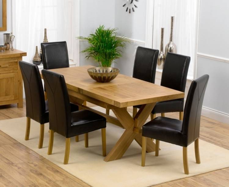 round dining tables for 8