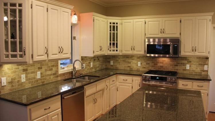 Beautiful Kitchen Decoration Using Black Granite Kitchen Counter Tops :  Comely Small L Shape Kitchen Design